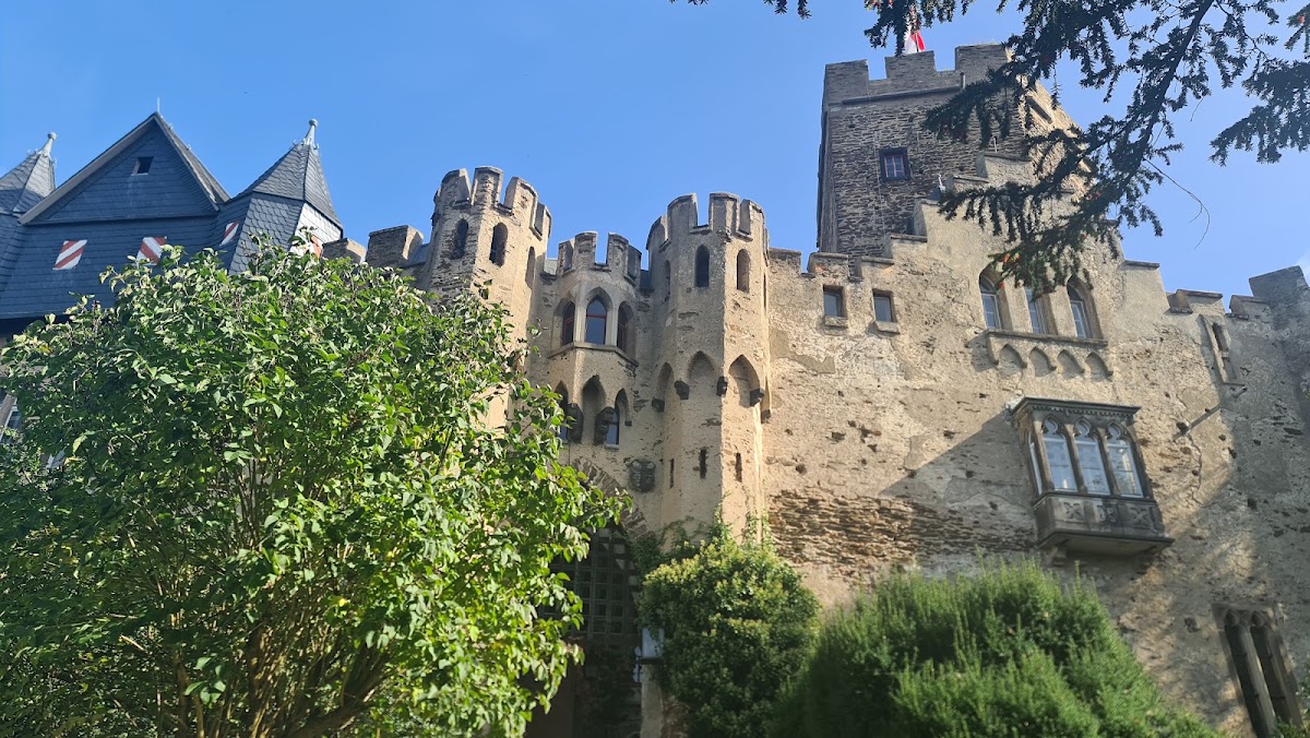 Campingplatz Burg Lahneck 3